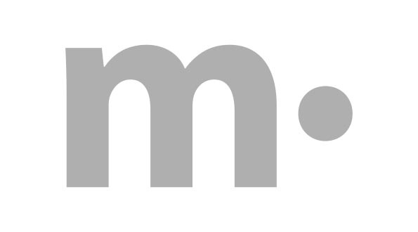 Jones Schminktisch aus Holz